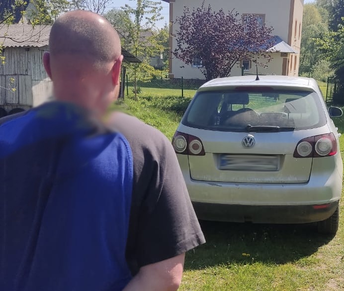 У Самбірському районі поліція затримала чоловіка, який вкрав авто у місцевої мешканки
