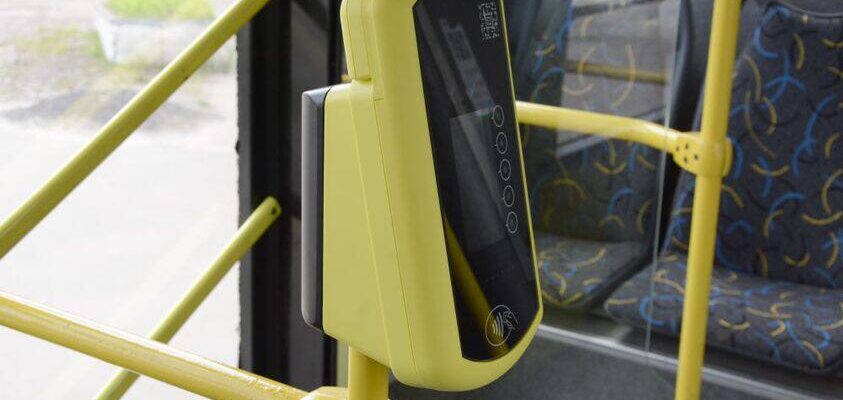 Блокував роботу е-квитка: на Львівщині звільнили водія приміського автобуса