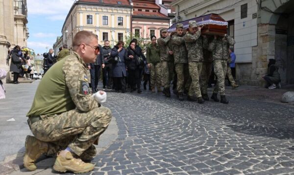 Завтра Львів попрощається ще з двома Захисниками