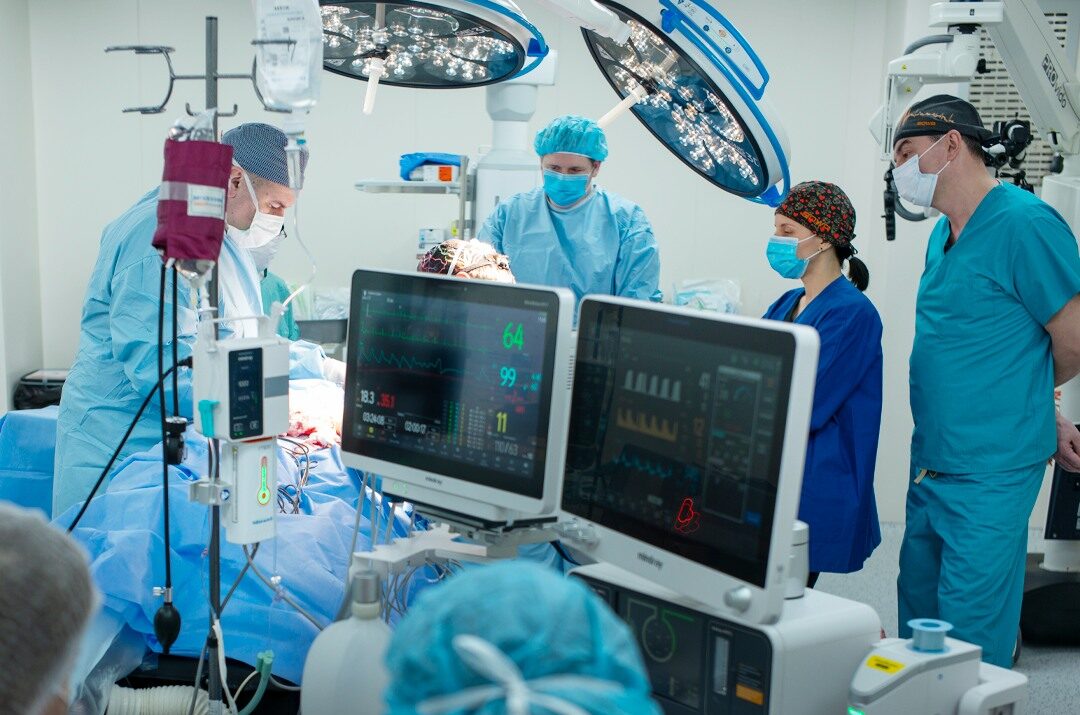 У центрі Superhumans відкрили запис на безкоштовні реконструктивні операції кінцівок