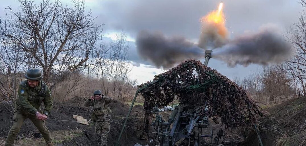 Втрати ворога: за добу знищено понад тисячу росіян, 46 артсистем і 12 танків