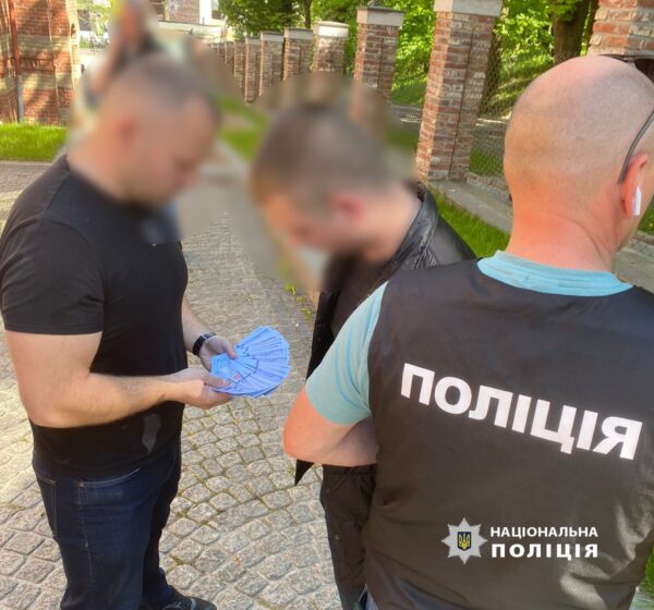 7000 доларів за місце другого водія: на Львівщині викрили ще одну схему перетину кордону