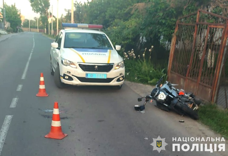 У Львівському районі відбулася ДТП: мотоцикліст потрапив у реанімацію