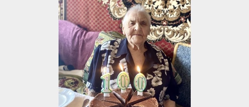 Львів’янку Ганну Сурмілову привітали з 100-літнім ювілеєм