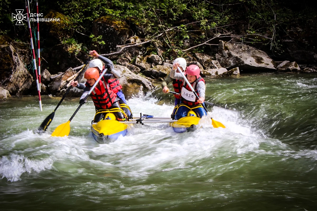 Рятувальники Львівщини стали чемпіонами України з водного туризму