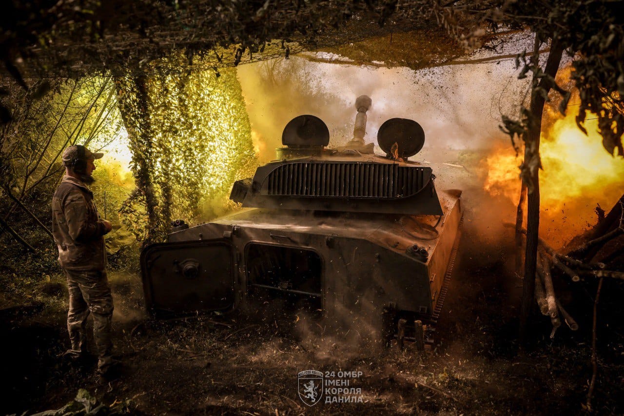 Втрати ворога: учора оборонці знищили 65 артсистем, 2 РСЗВ і 1290 росіян