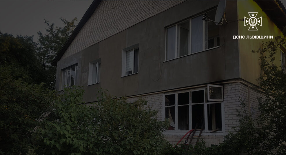 В пожежі у Бродах загинув чоловік, а родину з двома дітьми вдалося врятувати