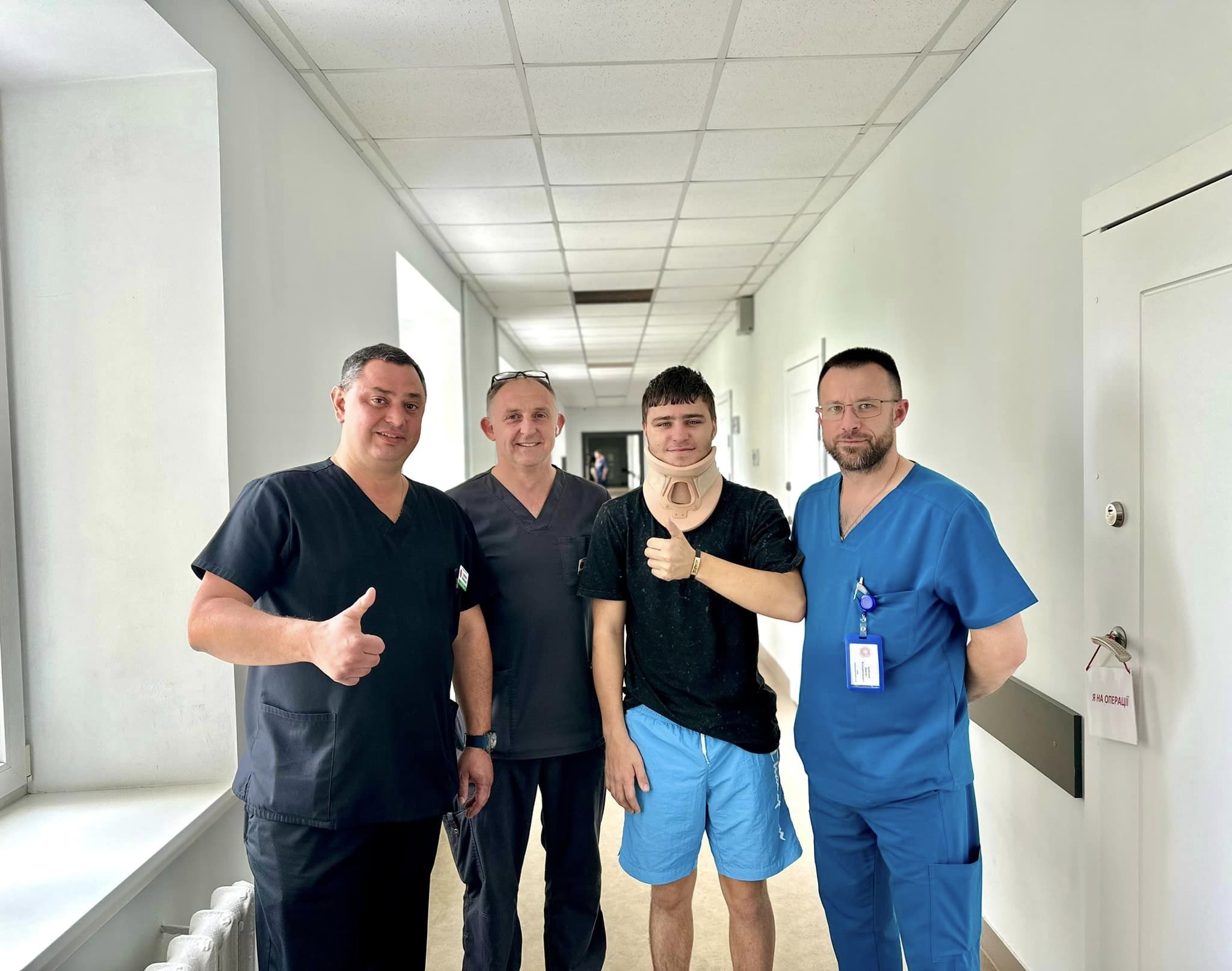 Львівські лікарі врятували 18-річного юнака він паралічу одразу двох ніг