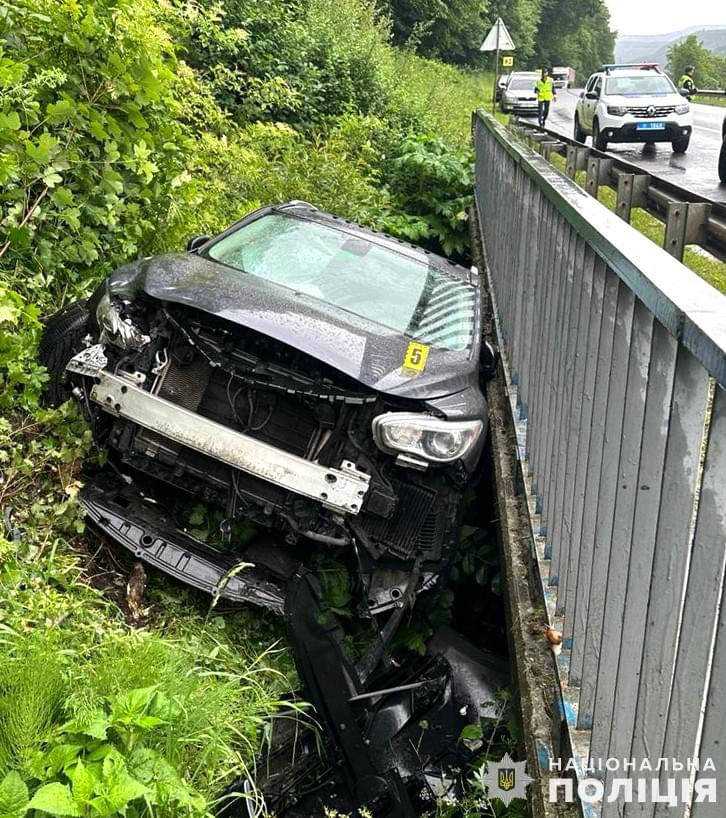 Смертельна ДТП на Львівщині: загинула 73-річна пасажирка «Інфініті»