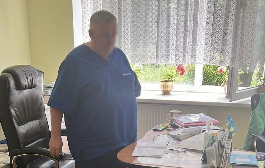 На Львівщині лікаря ВЛК затримали під час отримання хабаря від ухилянта