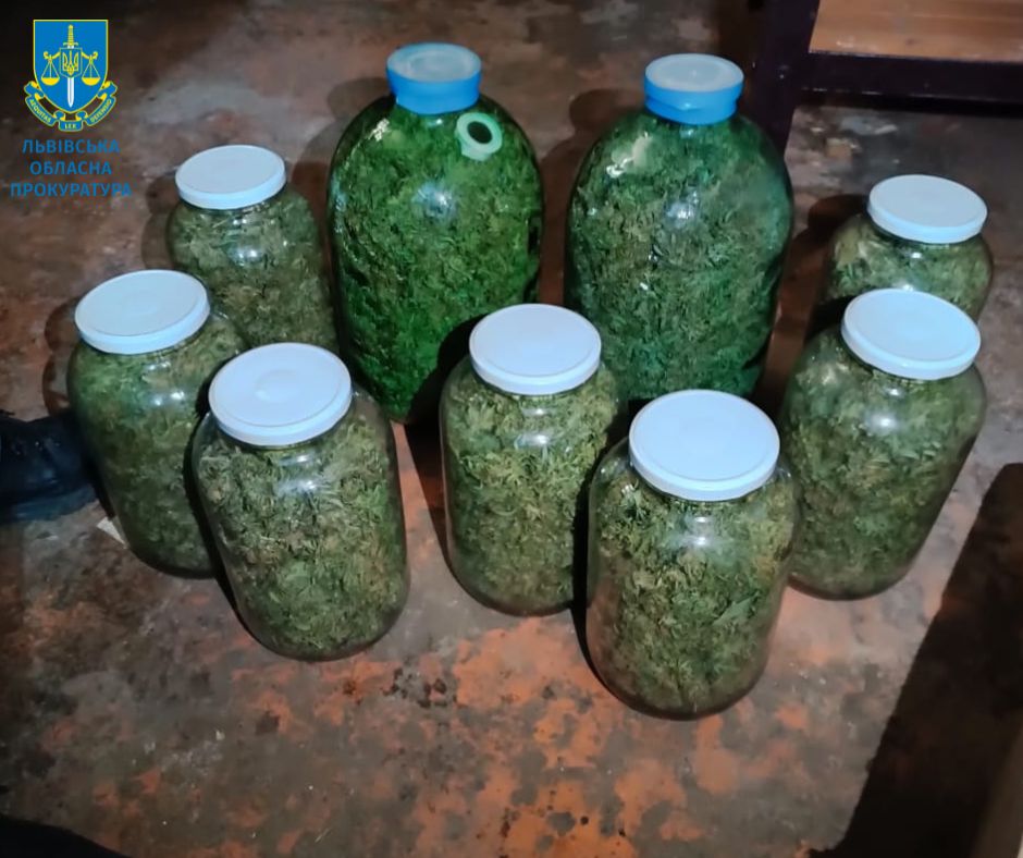 Понад 10 років тюрми отримав рецидивіст з Дрогобича за продаж марихуани