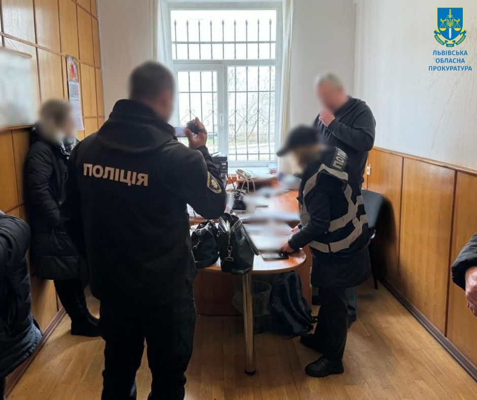 Керівники і «смотрящий» шахти «Надія» на Львівщині отримали підозри через масштабні крадіжки вугілля (ВІДЕО)