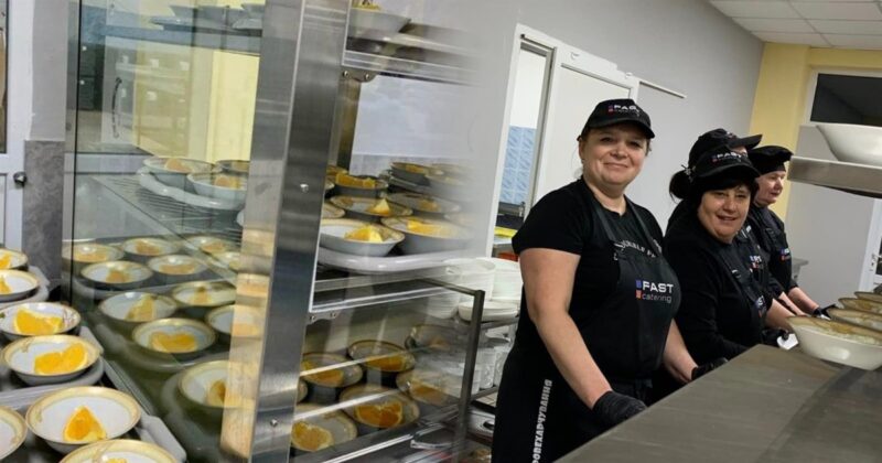 У 4 школах Львівщини створять “опорні кухні”, щоб харчувати учнів одразу кількох закладів