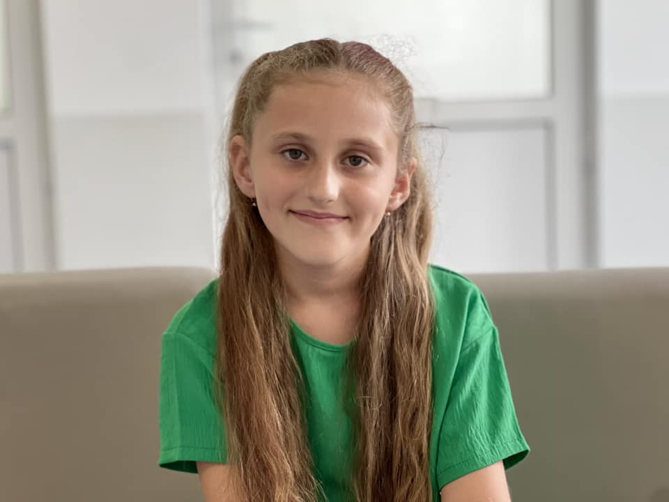 Мріяла з’їсти піцу: львівські лікарі прооперували 8-річну дівчинку з рідкісною патологією кишківника