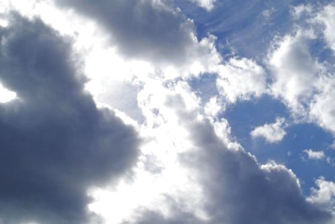 До +29° та хмарно: якої погоди чекати у понеділок на Львівщині