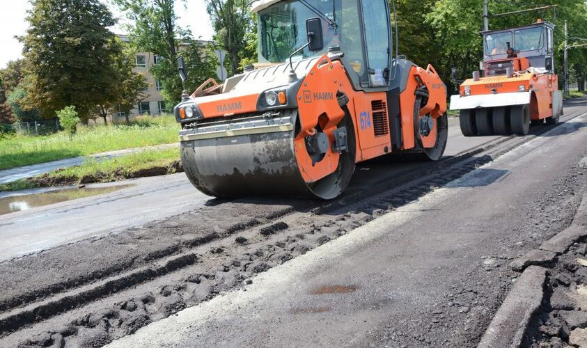 У Львові розпочали ремонт дороги на вулиці Опришківській: можливі затори