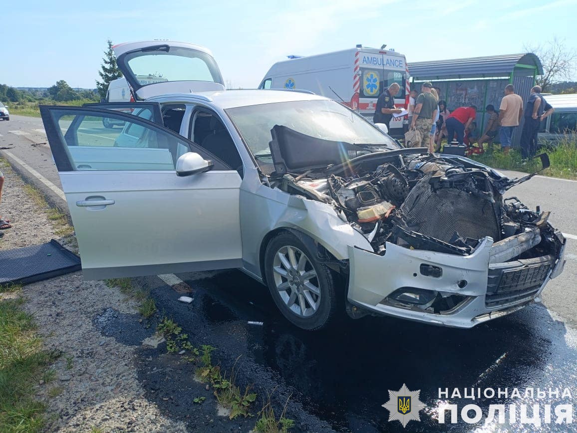 П’ятеро людей постраждали у ДТП на Золочівщині