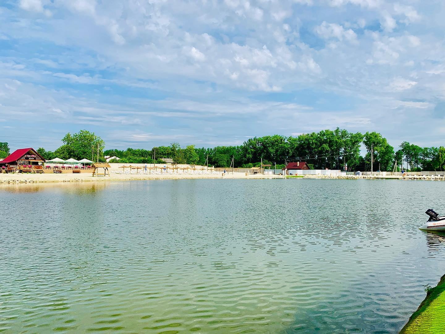 У відпочинковому комплексі біля Львова потонув молодий чоловік