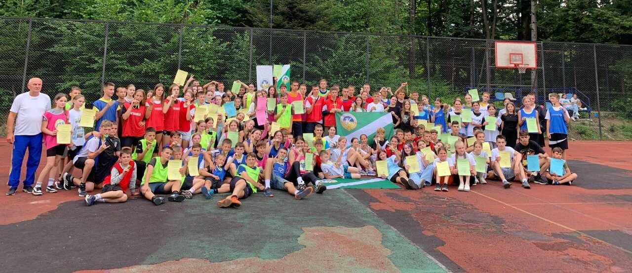 Центр національно-патріотичного виховання на Самбірщині запрошує дітей на відпочинок