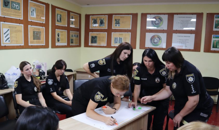 З вересня у львівських школах працюватимуть офіцери служби освітньої безпеки