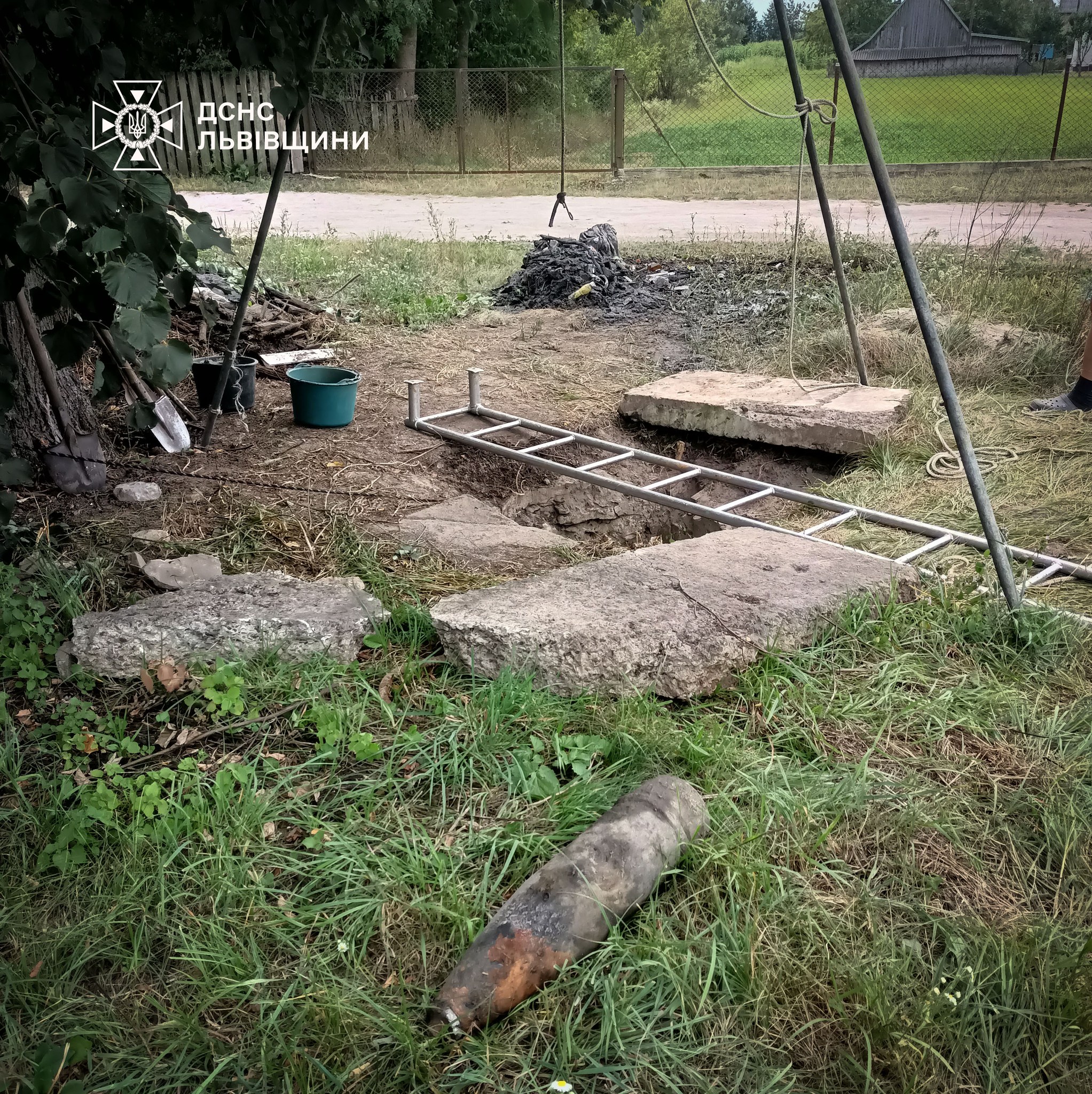 На Золочівщині під час чищення криниці натрапили на давній боєприпас