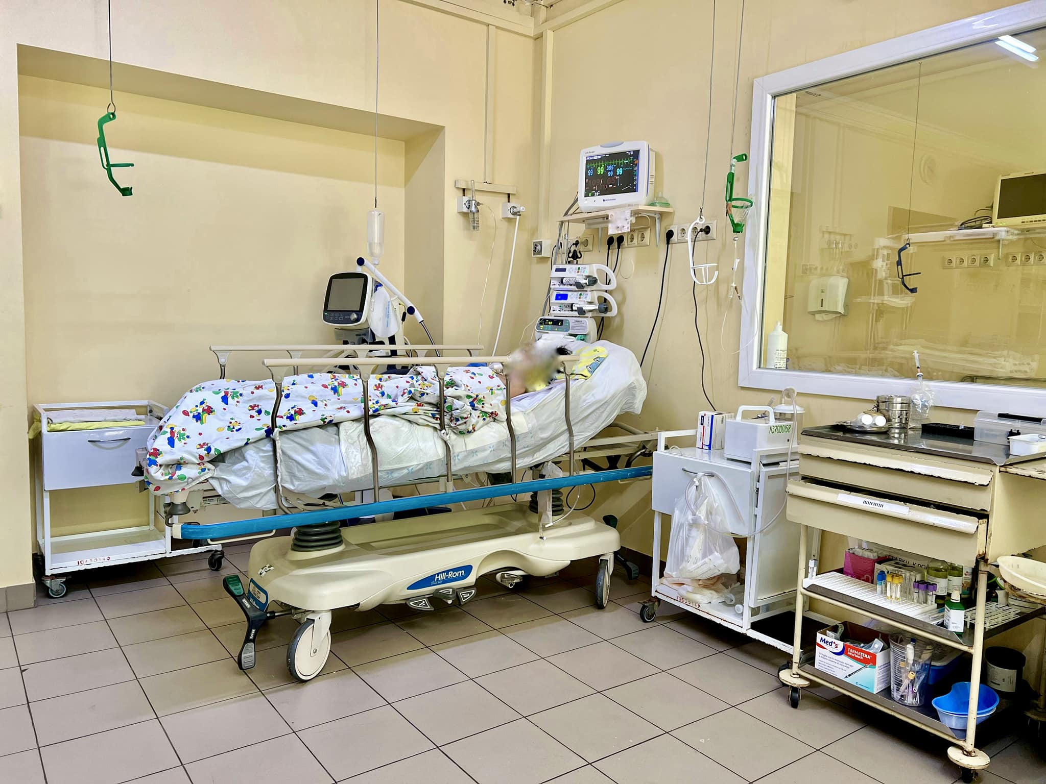 Львівські медики борються за життя 13-річної дівчинки, у якої діагностували правець