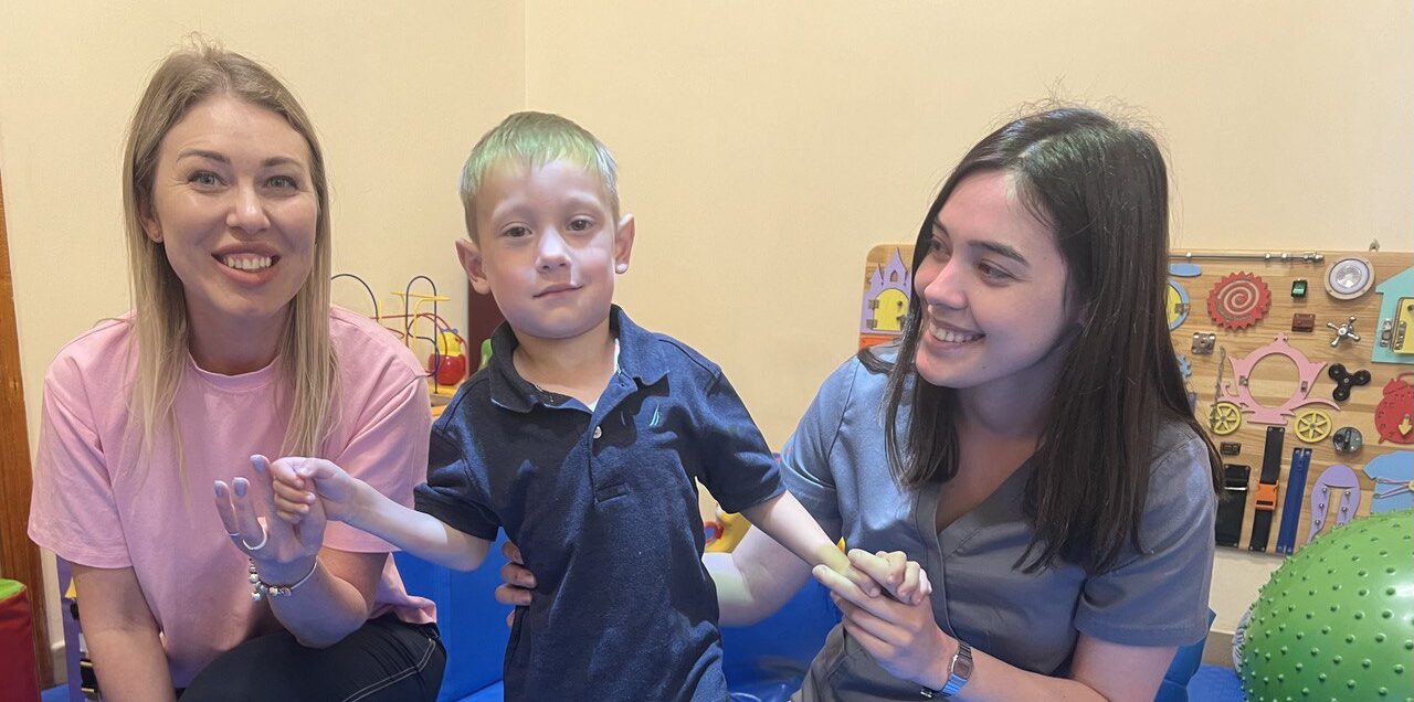 20 переломів за 2 роки: у Львові лікують 4-річного хлопчика із рідкісним захворюванням