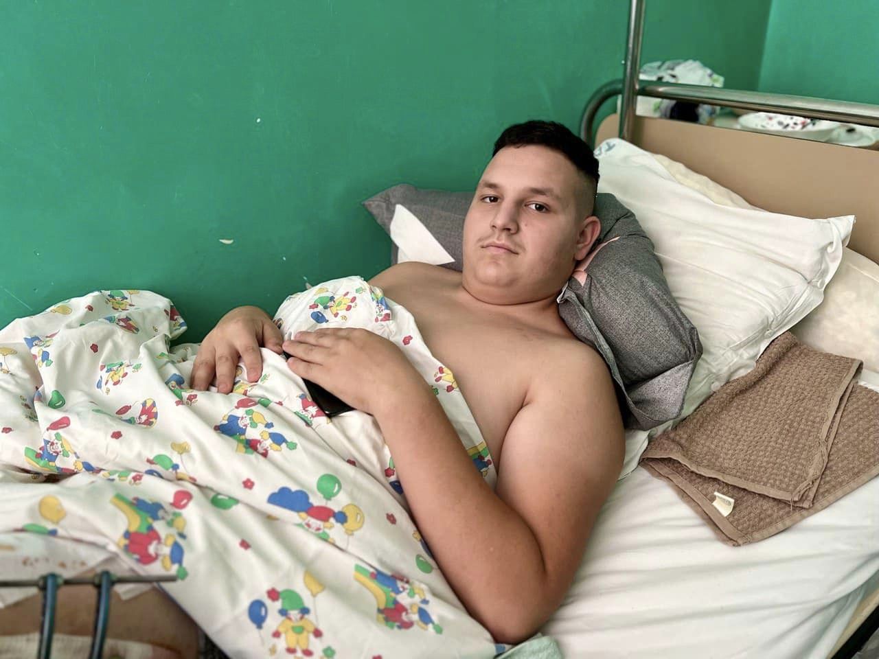 Львівські лікарні успішно прооперували 15-річного хлопця з Хирова, який потрапив у ДТП