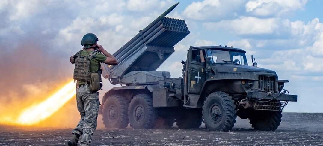 Втрати ворога: учора відмінусовано літак і більше тисячі росіян