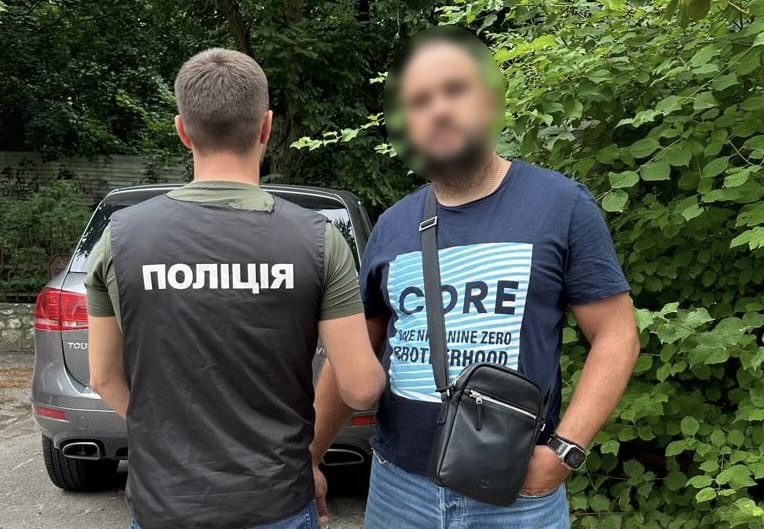 Правоохоронці викрили групу осіб, які планували переправити ухилянта закордон: серед них мешканець Львівщини