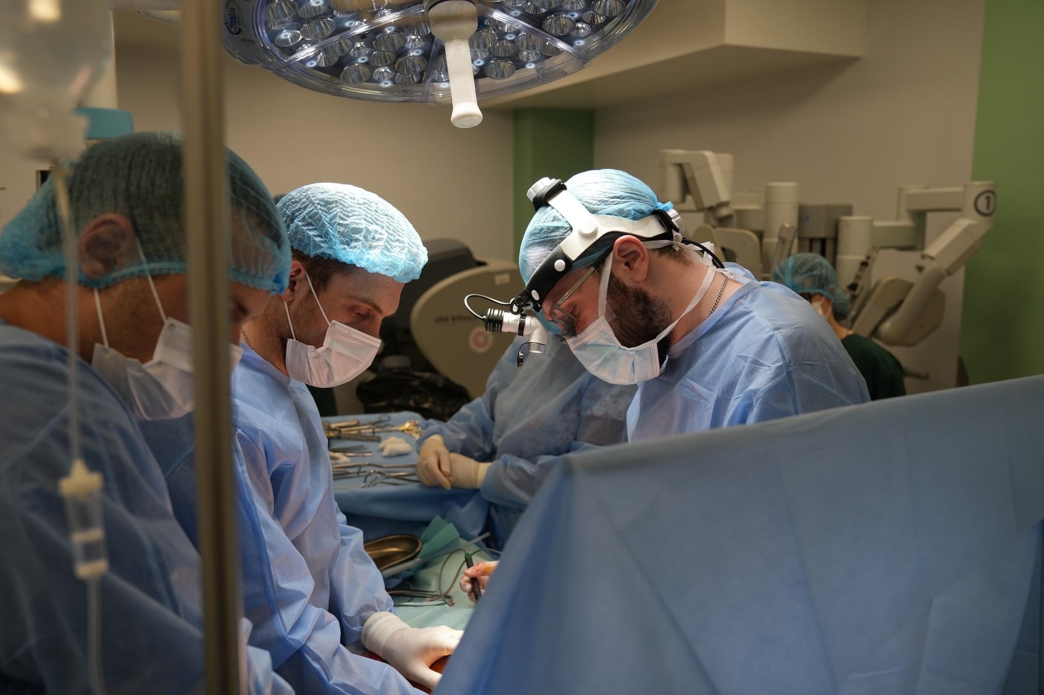 У Львові провели дві трансплантації нирок: донором стала 55-річна лікарка