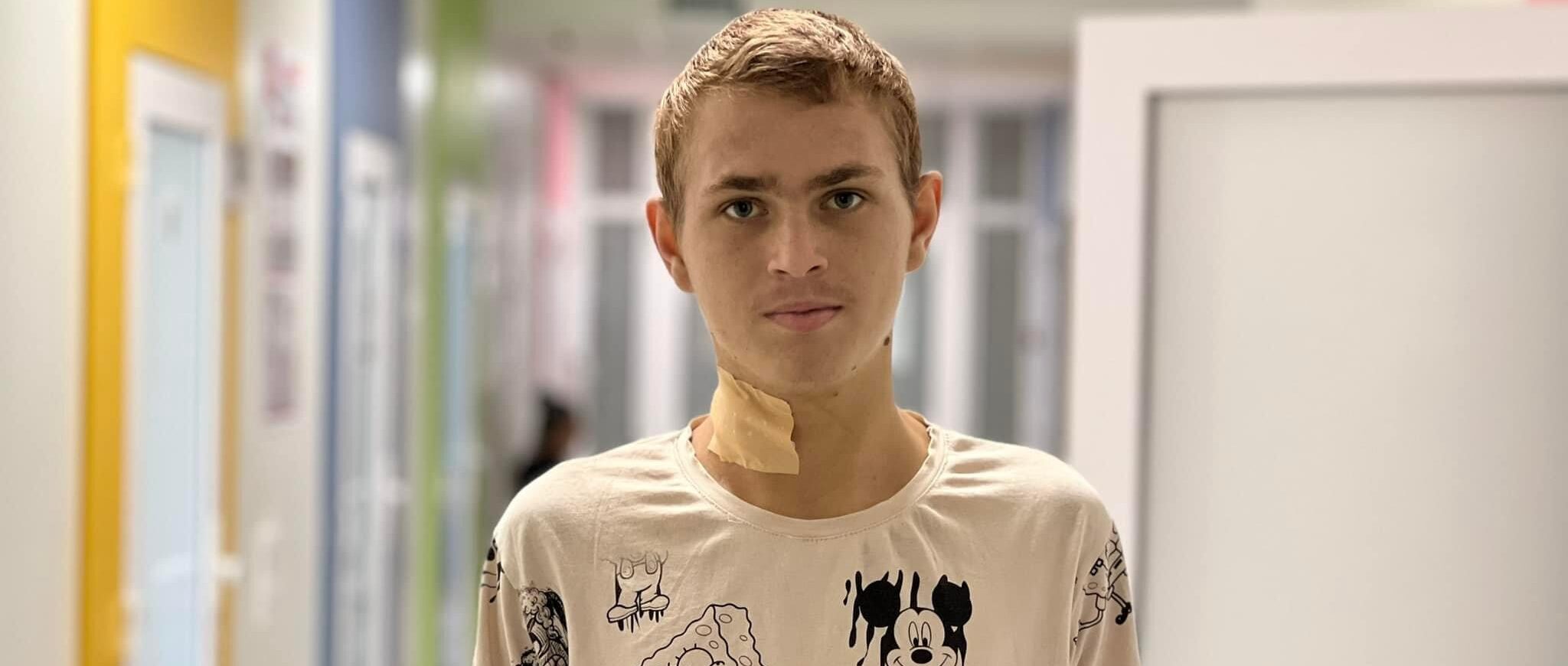 Почали відмовляти органи після купання в річці: львівські лікарі врятували юнака