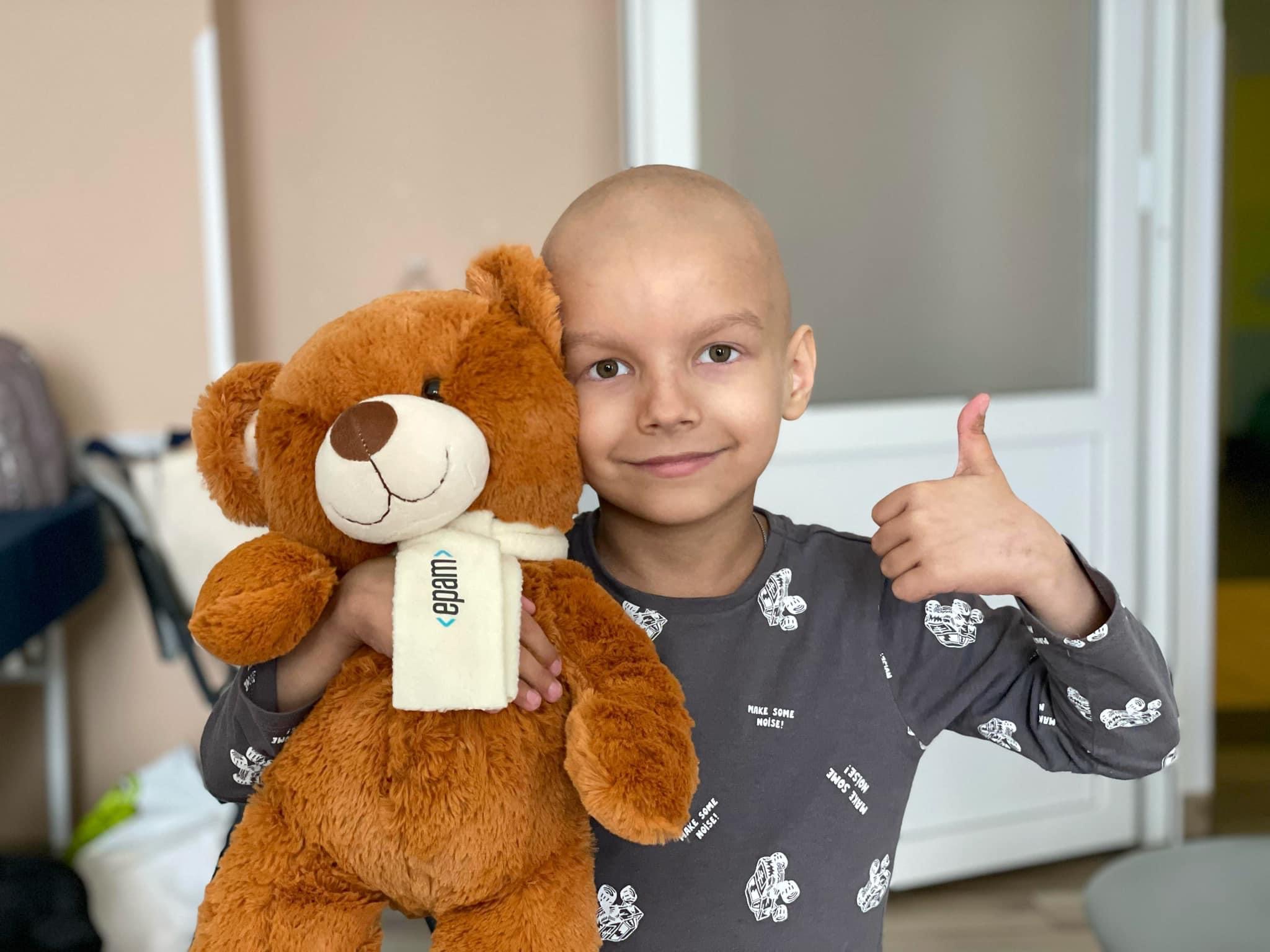 Львівські лікарі вперше провели пересадку кісткового мозку