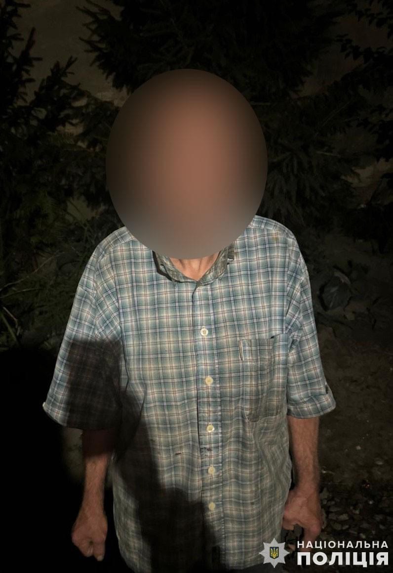 Довгий час були в поганих стосунках: на Яворівщині чоловік вдарив молотком по голові брата