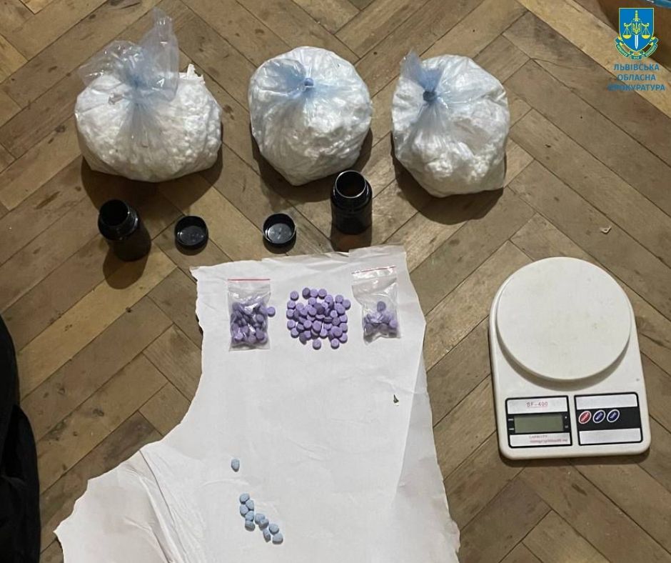 У Львові судитимуть двох чоловіків, які через чат-бот у Телеграмі продавали психотропи