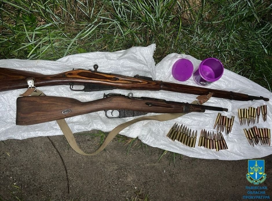 У Львові судитимуть двох місцевих мешканців, які продавали зброю та вибухові речовини