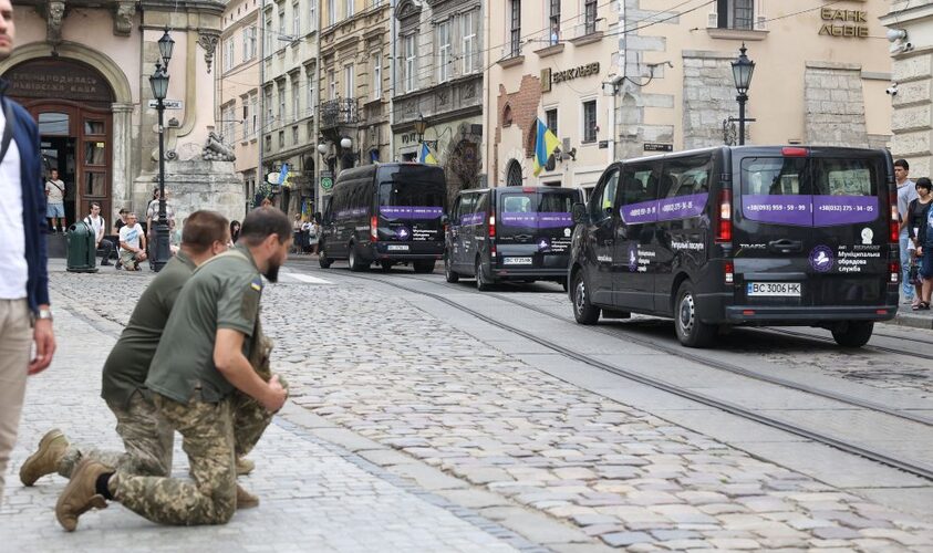 Сьогодні Львів проведе в останню дорогу четверо Захисників України