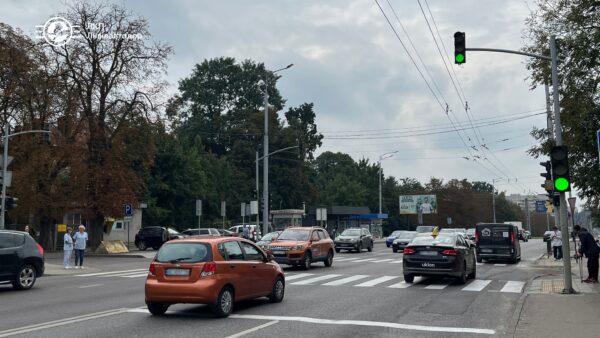 На одній з вулиць Львова запустили “зелену хвилю”