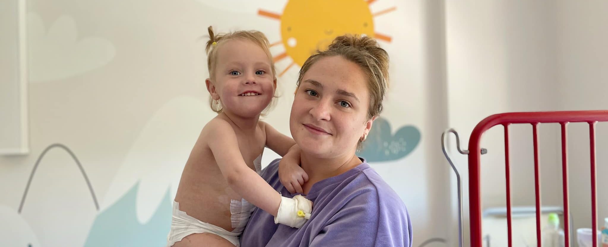 Ледь не померла через вітрянку: у Львові лікарі врятували життя 1-річній дівчинці