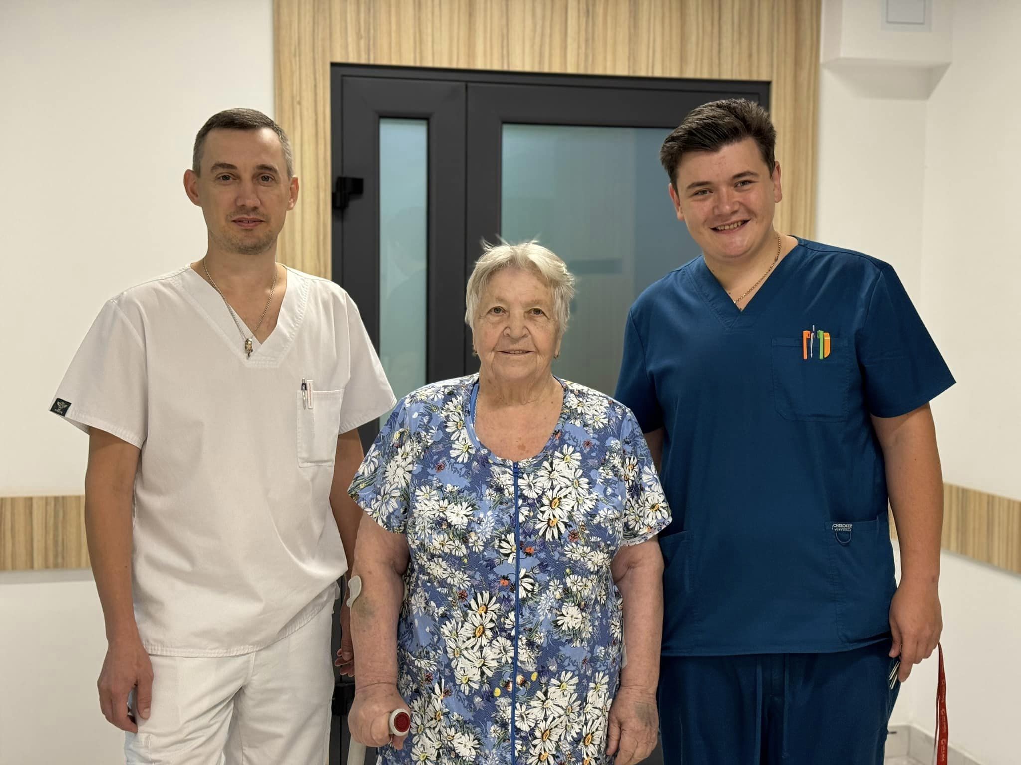 Львівські медики врятували життя бабусі, якої виявили судинну патологію