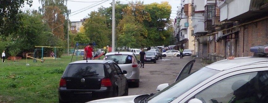 В Червонограді затримали рецидивіста, який посеред вулиці зарізав жінку і поранив чоловіка