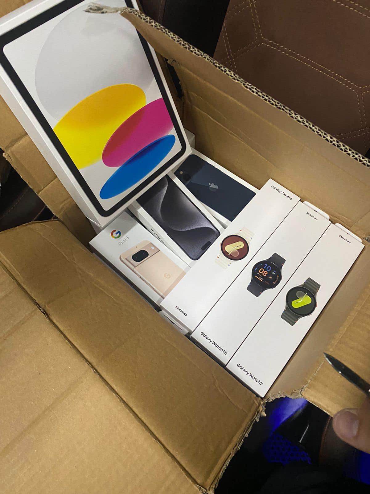 Apple, Google і Samsung: в Шегинях викрили незаконне перевезення техніки на півмільйона гривень