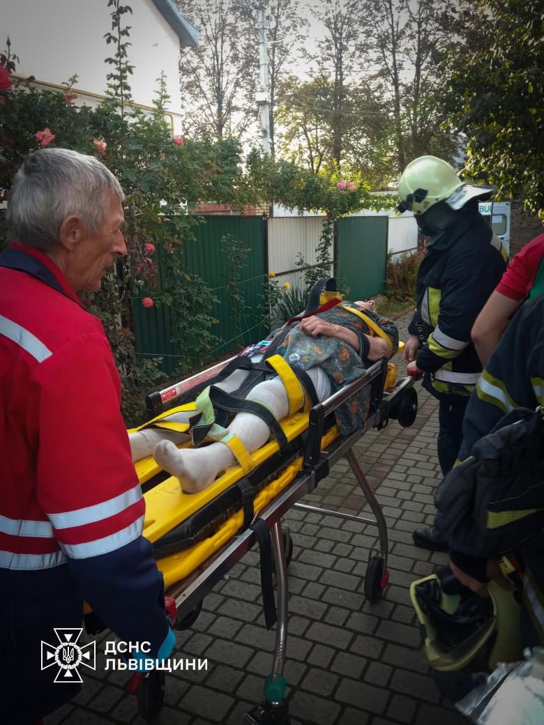 В Сокалі 93-річна жінка впала в підвал глибиною близько 2,5 м