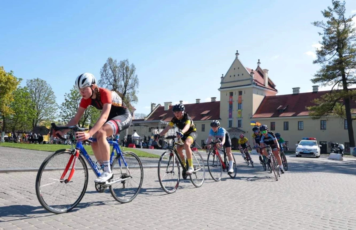 Учасниками «Велоліта» на Жовківщині стали 300 дітей