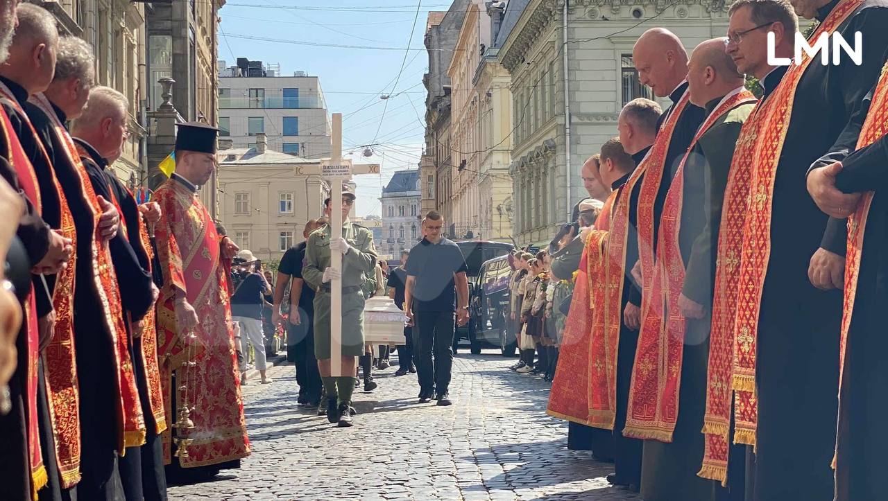 У Львові відбулася церемонія прощання з сім’єю Базилевичів (ВІДЕО)