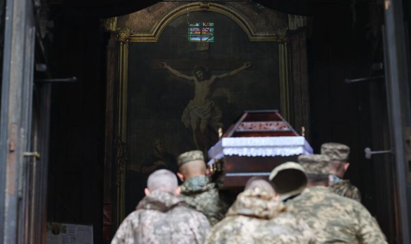 Сьогодні у Львові проведуть в останню путь двох Героїв