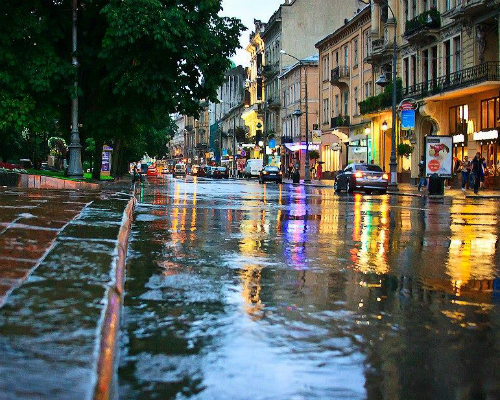 Вночі та вранці 6 жовтня синоптики прогнозують дощ