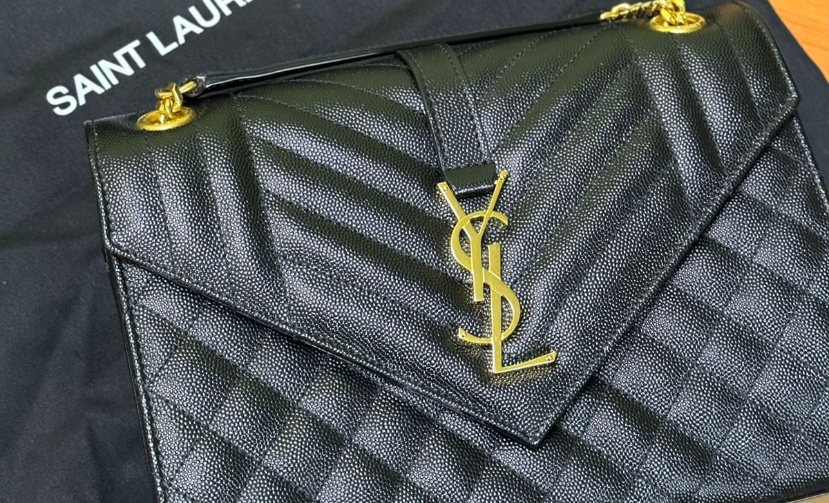 В ПП «Шегині» зупинили контрабанду косметики і брендових сумок на майже 2 мільйони гривень