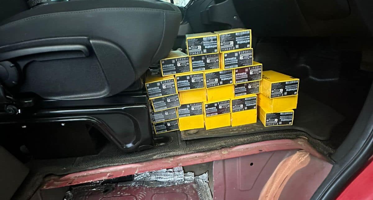 В ПП «Шегині» затримали партію телефонів на півмільйона гривень