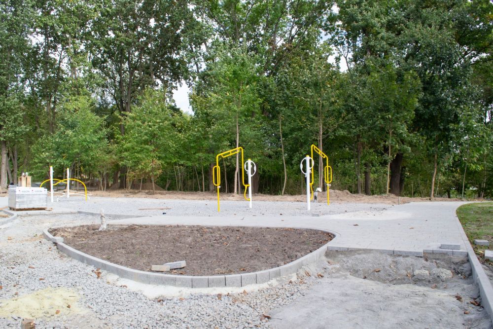 У Львові триває реконструкція Замарстинівського парку для реабілітації військових та інших пацієнтів